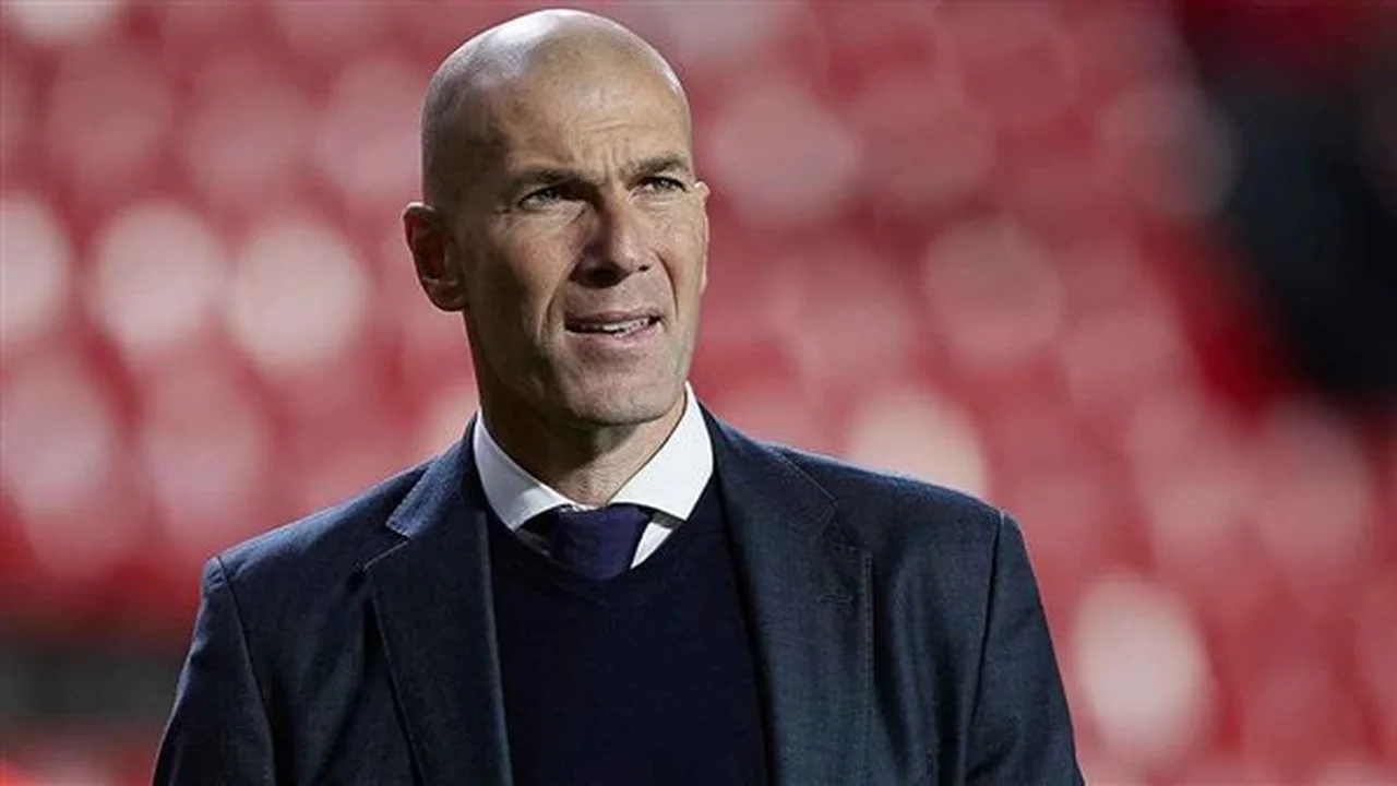 خلافة ديشامب.. الاتحاد الفرنسي يبدأ مفاوضاته مع زين الدين زيدان لقيادة الديوك